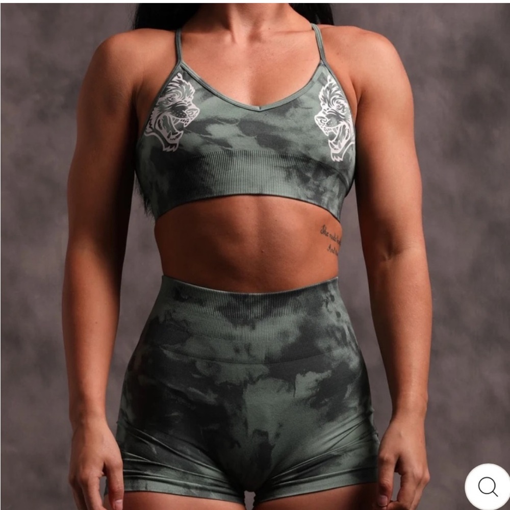 Darc Sport Everson Shorts: Lush Green Marble - Picture 4 of 5